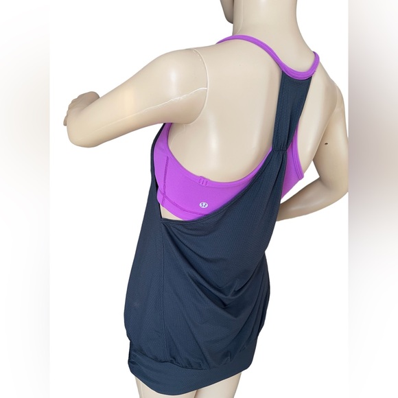 Black Lululemon Tank Top With Built-In Bra - Picture 4 of 4